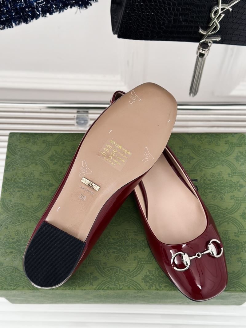 Gucci Flat Shoes